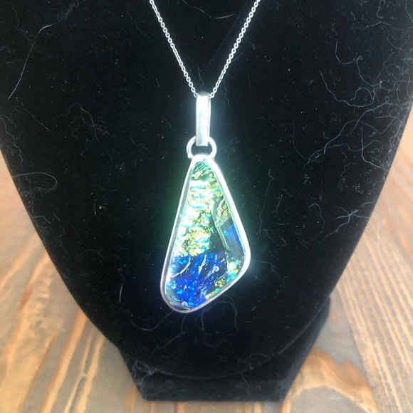 Glowing Sterling Silver Glass Pendant/ Earring Set - Picture 3 of 6